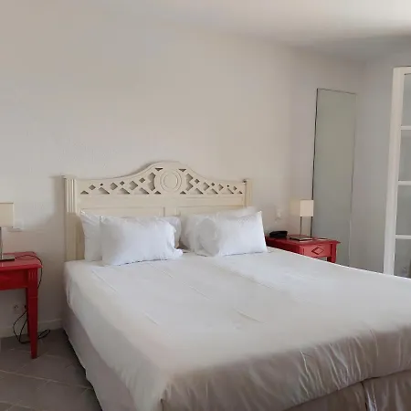 Otel Les Bouis - Vue 4*