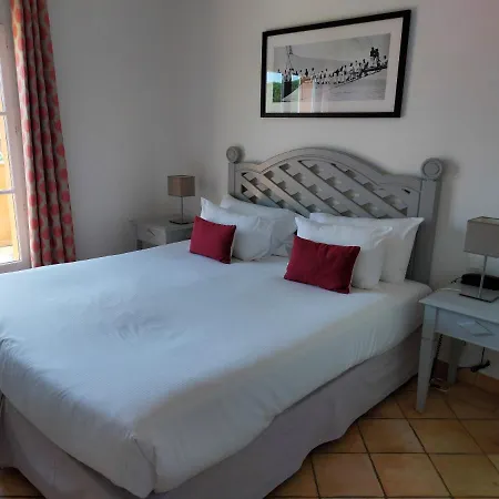 Les Bouis - Vue Otel Ramatuelle