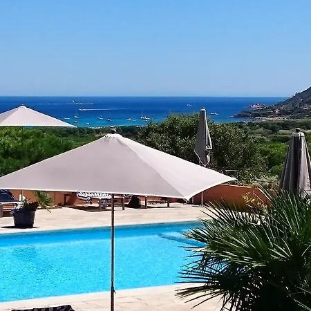 Les Bouis - Vue Otel Ramatuelle
