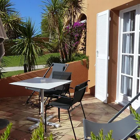 Otel Les Bouis - Vue Ramatuelle