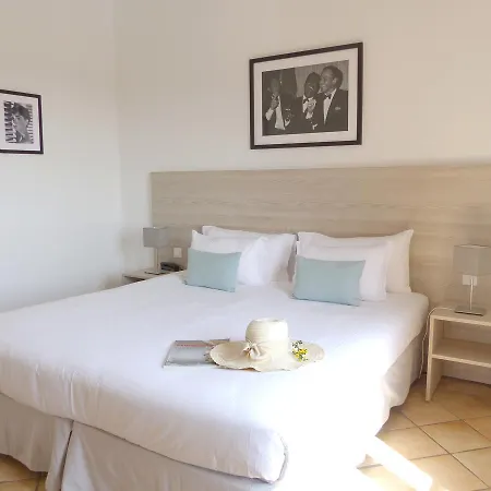 Les Bouis - Vue Otel Ramatuelle
